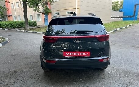 KIA Sportage IV рестайлинг, 2018 год, 2 600 000 рублей, 5 фотография