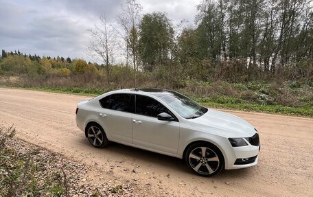 Skoda Octavia, 2018 год, 1 370 000 рублей, 8 фотография
