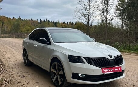 Skoda Octavia, 2018 год, 1 370 000 рублей, 2 фотография