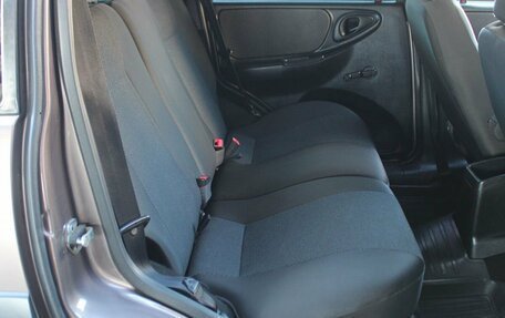 Chevrolet Niva I рестайлинг, 2013 год, 379 000 рублей, 11 фотография