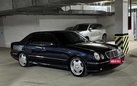 Mercedes-Benz E-Класс, 2001 год, 1 300 000 рублей, 13 фотография
