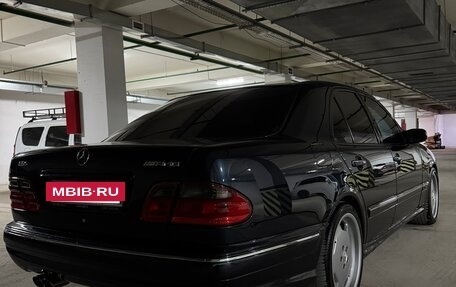 Mercedes-Benz E-Класс, 2001 год, 1 300 000 рублей, 14 фотография