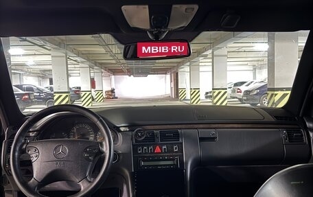 Mercedes-Benz E-Класс, 2001 год, 1 300 000 рублей, 20 фотография