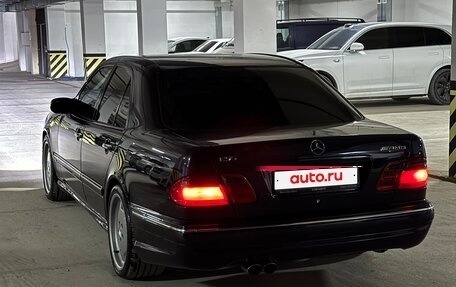 Mercedes-Benz E-Класс, 2001 год, 1 300 000 рублей, 25 фотография