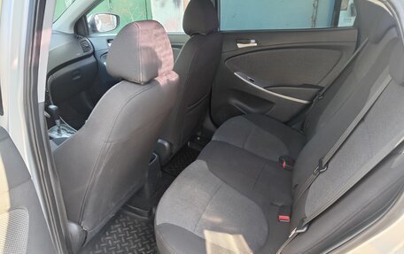 Hyundai Solaris II рестайлинг, 2011 год, 525 000 рублей, 9 фотография
