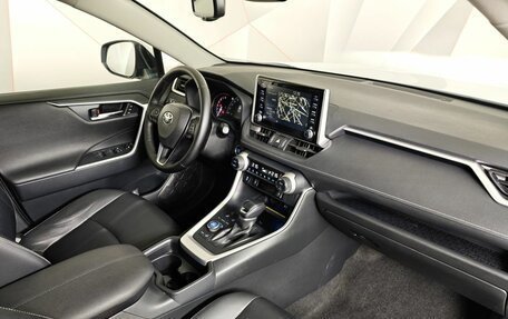 Toyota RAV4, 2020 год, 3 197 000 рублей, 13 фотография