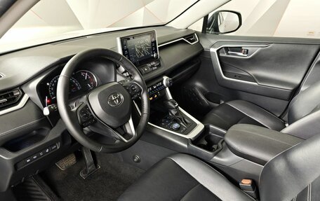 Toyota RAV4, 2020 год, 3 197 000 рублей, 19 фотография