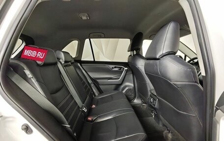 Toyota RAV4, 2020 год, 3 197 000 рублей, 16 фотография