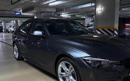 BMW 3 серия, 2018 год, 3 300 000 рублей, 3 фотография