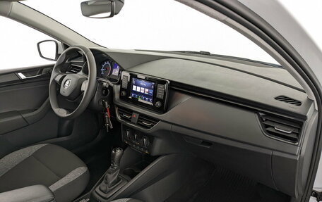 Skoda Rapid II, 2021 год, 1 250 000 рублей, 11 фотография