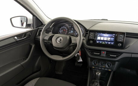 Skoda Rapid II, 2021 год, 1 250 000 рублей, 25 фотография