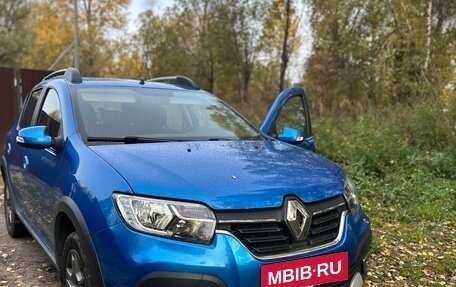 Renault Sandero II рестайлинг, 2020 год, 1 370 000 рублей, 1 фотография
