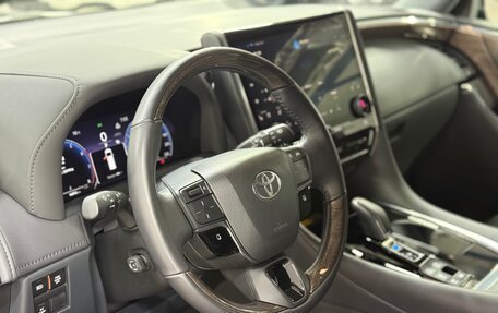 Toyota Alphard, 2023 год, 13 999 000 рублей, 13 фотография