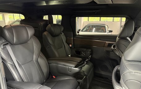 Toyota Alphard, 2023 год, 13 999 000 рублей, 20 фотография