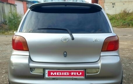 Toyota Vitz, 2001 год, 330 000 рублей, 4 фотография