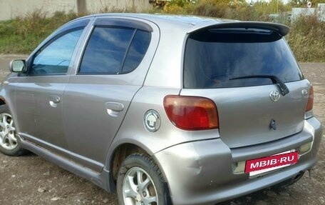 Toyota Vitz, 2001 год, 330 000 рублей, 3 фотография