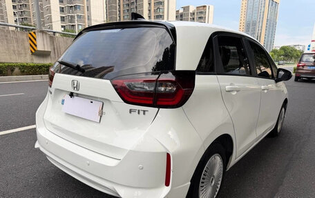 Honda Fit, 2022 год, 1 275 000 рублей, 6 фотография
