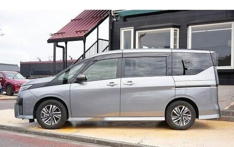 Nissan Serena, 2023 год, 2 280 700 рублей, 6 фотография