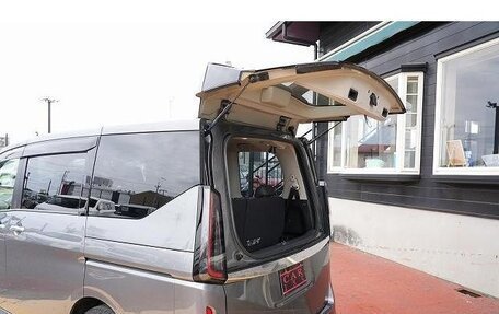 Nissan Serena, 2023 год, 2 280 700 рублей, 15 фотография