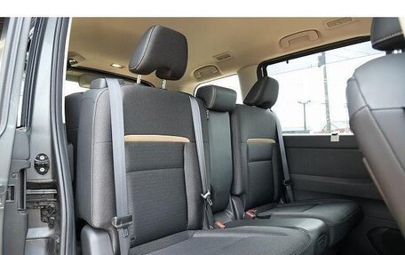 Nissan Serena, 2023 год, 2 280 700 рублей, 16 фотография