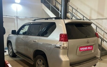 Toyota Land Cruiser Prado 150 рестайлинг, 2012 год, 2 850 000 рублей, 5 фотография