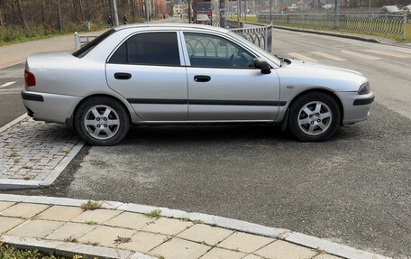 Mitsubishi Carisma I, 2003 год, 180 000 рублей, 3 фотография