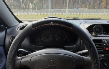 Mitsubishi Carisma I, 2003 год, 180 000 рублей, 8 фотография