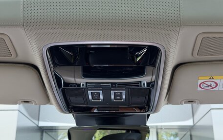 Land Rover Range Rover IV рестайлинг, 2020 год, 6 300 000 рублей, 29 фотография