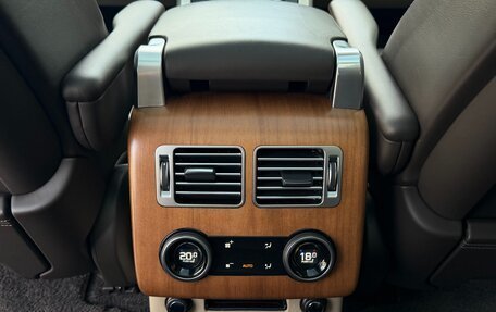 Land Rover Range Rover IV рестайлинг, 2020 год, 6 300 000 рублей, 38 фотография