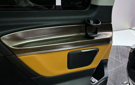 Mercedes-Benz V-Класс, 2022 год, 5 150 000 рублей, 9 фотография