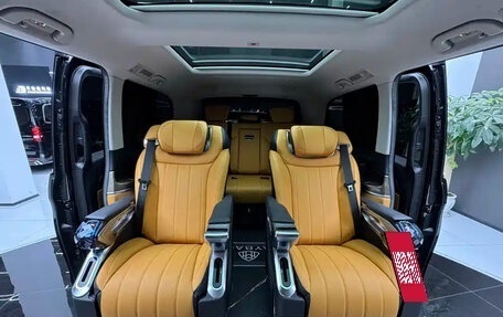 Mercedes-Benz V-Класс, 2022 год, 5 150 000 рублей, 15 фотография