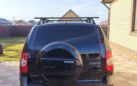 Chevrolet Niva I рестайлинг, 2018 год, 800 000 рублей, 2 фотография