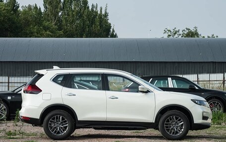 Nissan X-Trail, 2025 год, 2 370 000 рублей, 4 фотография