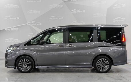 Honda Stepwgn IV рестайлинг, 2020 год, 2 700 000 рублей, 2 фотография