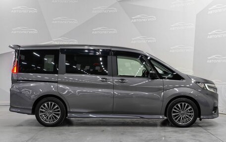 Honda Stepwgn IV рестайлинг, 2020 год, 2 700 000 рублей, 6 фотография