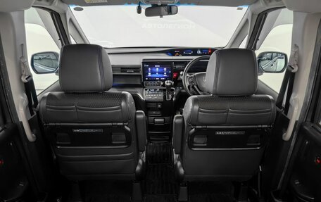 Honda Stepwgn IV рестайлинг, 2020 год, 2 700 000 рублей, 16 фотография