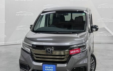 Honda Stepwgn IV рестайлинг, 2020 год, 2 700 000 рублей, 24 фотография