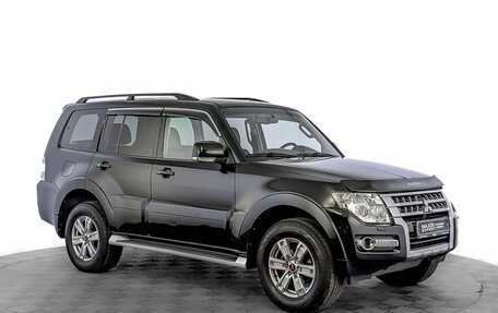 Mitsubishi Pajero IV рестайлинг 2, 2014 год, 2 240 000 рублей, 3 фотография