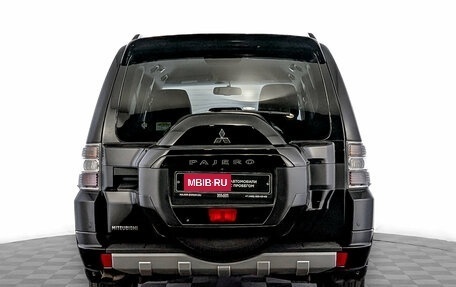 Mitsubishi Pajero IV рестайлинг 2, 2014 год, 2 240 000 рублей, 6 фотография