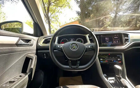 Volkswagen T-Roc I, 2022 год, 1 480 000 рублей, 12 фотография