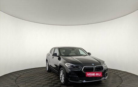 BMW X2, 2020 год, 2 600 000 рублей, 3 фотография