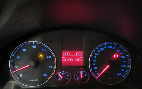 Volkswagen Jetta VII, 2008 год, 379 999 рублей, 13 фотография