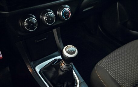 Toyota Corolla, 2013 год, 989 000 рублей, 14 фотография