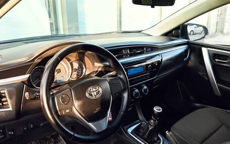 Toyota Corolla, 2013 год, 989 000 рублей, 16 фотография