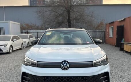 Volkswagen Tiguan, 2026 год, 3 740 000 рублей, 2 фотография