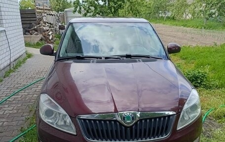 Skoda Fabia II, 2012 год, 600 000 рублей, 3 фотография
