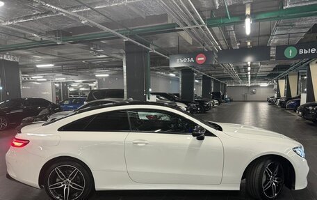 Mercedes-Benz E-Класс, 2018 год, 4 450 000 рублей, 2 фотография