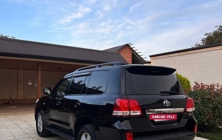 Toyota Land Cruiser 200, 2008 год, 3 090 000 рублей, 8 фотография