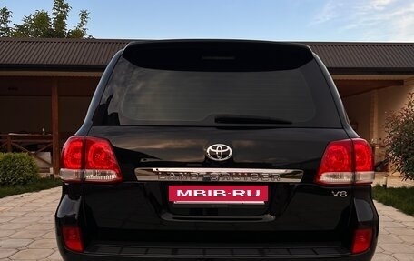 Toyota Land Cruiser 200, 2008 год, 3 090 000 рублей, 9 фотография