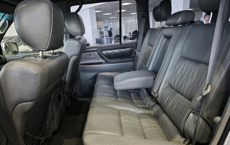Toyota Land Cruiser 100 рестайлинг 2, 2001 год, 2 150 000 рублей, 18 фотография